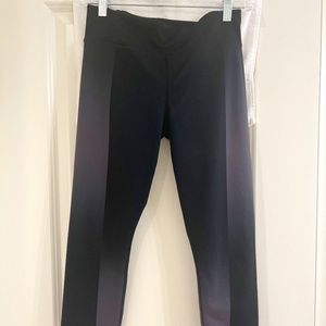 Under Armour Women's Leggings Fitted Coupe Ajustee Cenido--Size Small Petite